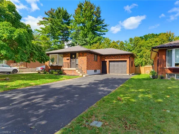 115 Evelyn St, Brantford, ON N3R 3H4