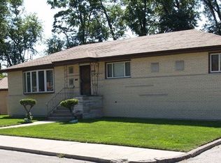 2501 W 82nd St, Chicago, IL