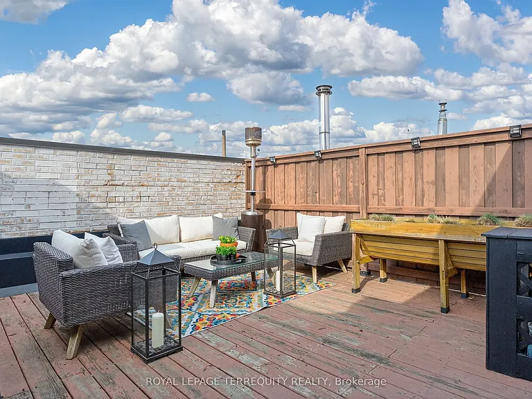75 Markham St #1 — Photo 36