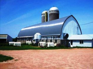 5482 Town Hall Rd, Athens, WI 54411