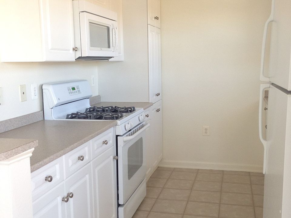 2nd image of 9700 Skyhill Way APT 402