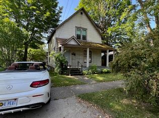 110 Clinton St, South Haven, MI 49090