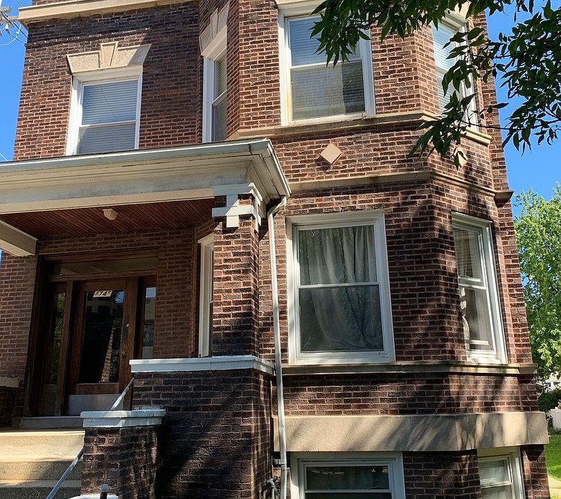 1st image of 4745 N Rockwell St