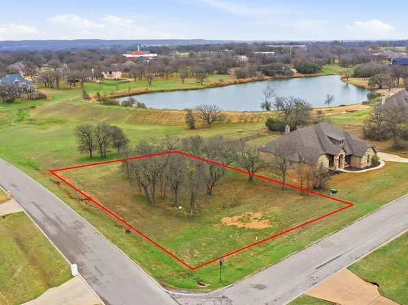 101 Lakeside Dr, Lipan, TX 76462