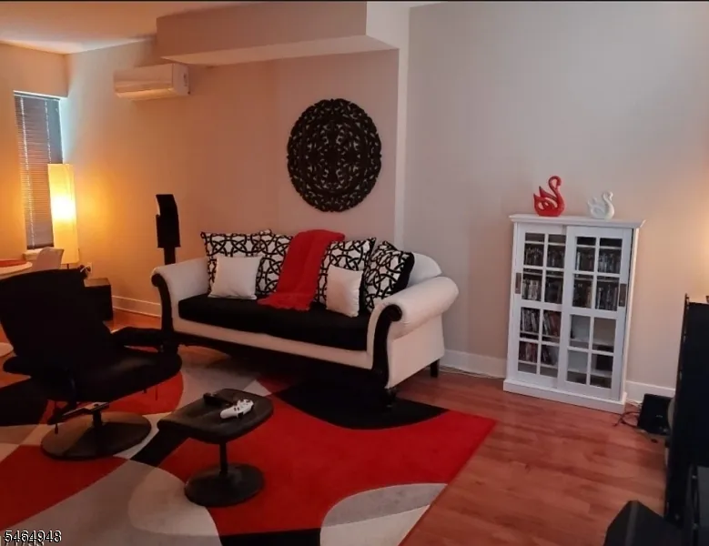 3 bed, 2.0 bath, $2,150 — Photo 3