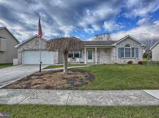 109 Sgrignoli Ln, Enola, PA 17025