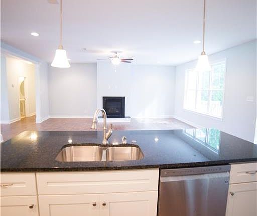 5th image of 1006 White Herons Ln