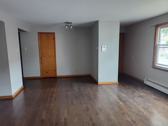 4th image of 3601 S Damen Ave #2B