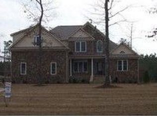 128 Finch Ln, New Bern, NC 28560