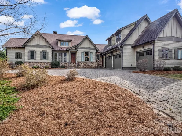 565 Chestertown Dr, Mill Spring, NC 28756