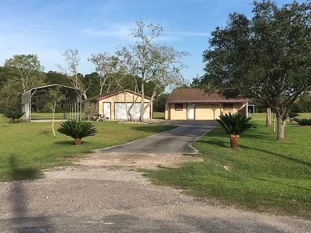 2 bed, 2.0 bath, 1260 sqft, $1,750 — Photo 1