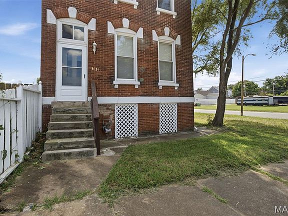 3rd image of 3034 Rutger St