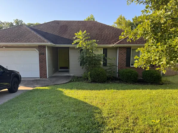 502 Campusview Dr, Columbia, MO 65201