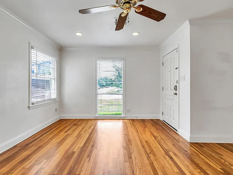 1502 Aldrich St — Photo 3