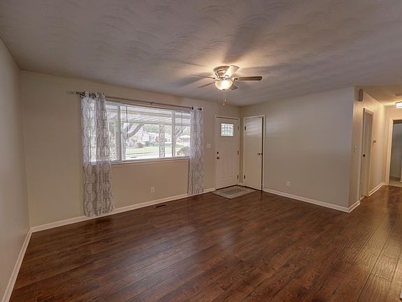 4th image of 1873 Bordeaux Dr