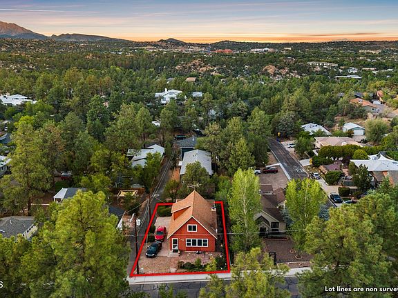 4th image of 740 Coronado Ave