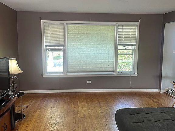 3rd image of 11804 S Kolin Ave