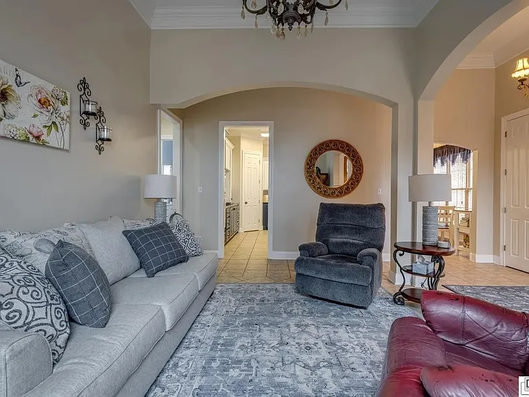 110 Maison Dr — Photo 10