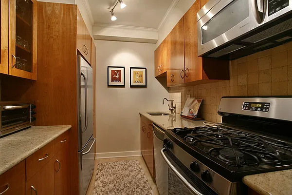 Sold by Corcoran | media 2