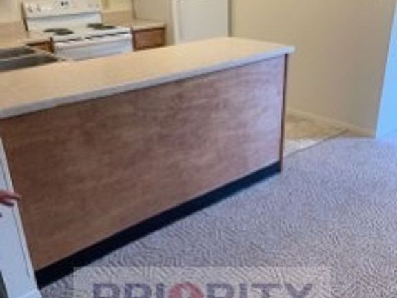 5th image of 1401 E 12th St APT 4