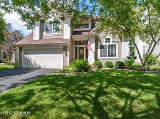 960 Tylerton Cir, Grayslake, IL 60030