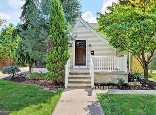 20 Holmes Ave, Hamilton, NJ 08610