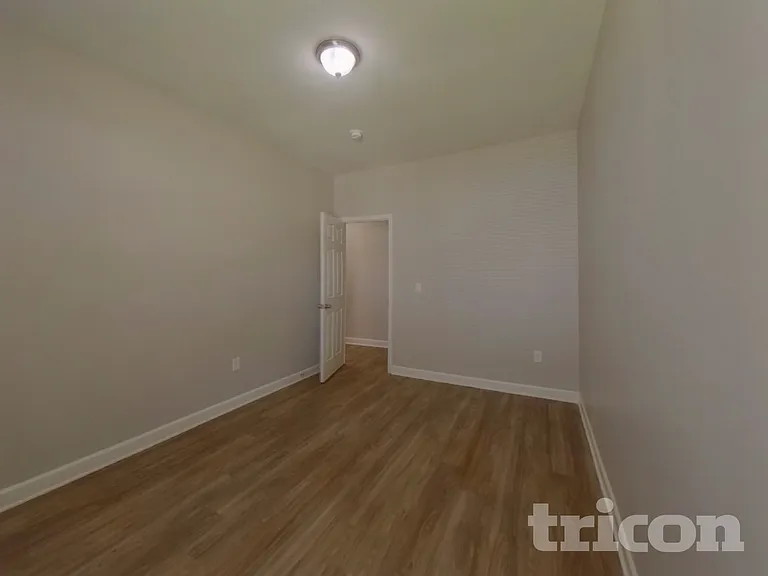 8326 Knapp Ct — Photo 12