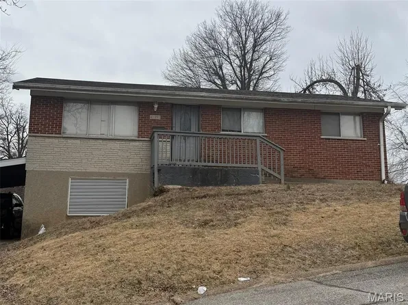 4100 Ammann Ln, Saint Louis, MO 63121