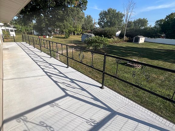 3rd image of 1512 Froesel Dr