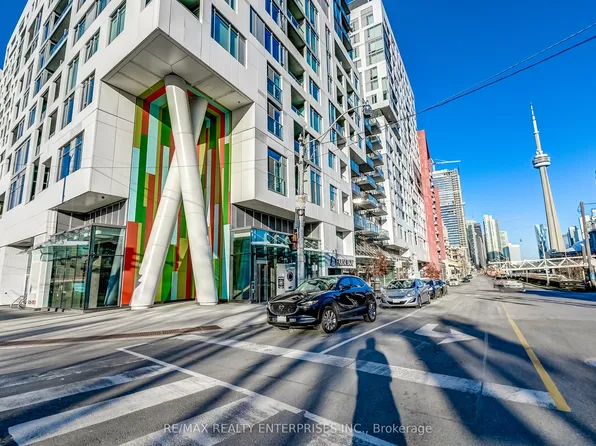 27 Bathurst St, Toronto, ON