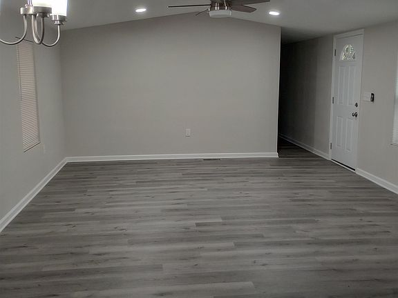 3rd image of 510 Long Pine Dr