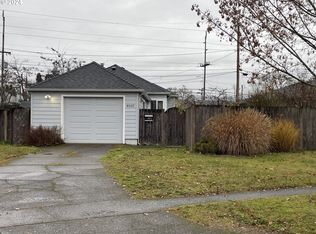 4660 SW Beech Dr, Beaverton, OR 97005