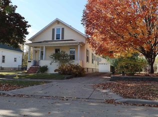 677 Monroe St, Oshkosh, WI 54901