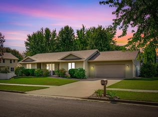 1643 Cliffview Ave, Onalaska, WI 54650