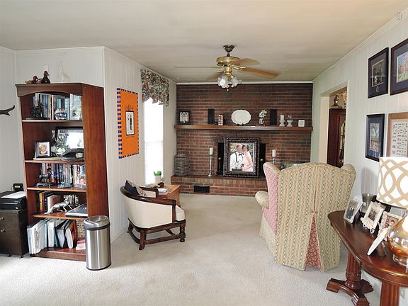 2nd image of 805 Bagley Dr