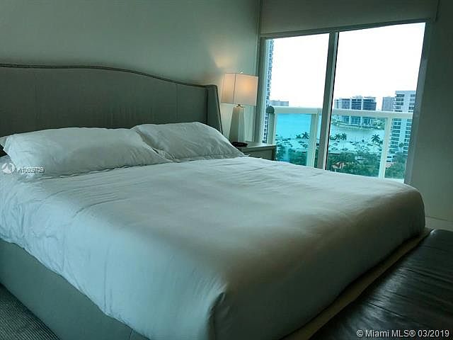 1st image of 19400 Turnberry Way APT 1111