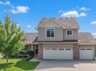 4008 146th St, Urbandale, IA 50323
