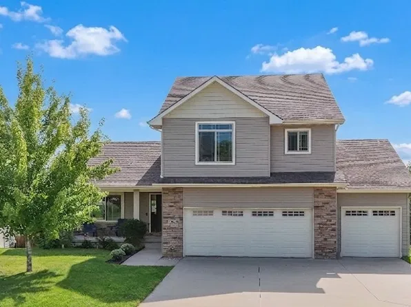 4008 146th St, Urbandale, IA 50323