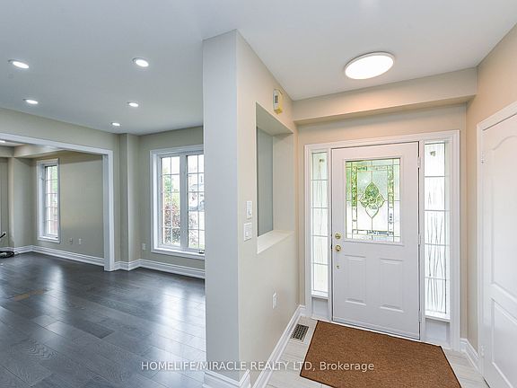 5th image of 25 Blackcherry Ln