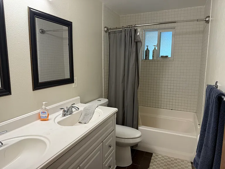 206 Robart Ln — Photo 2