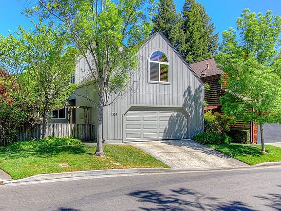 3rd image of 1336 Foothill Drive