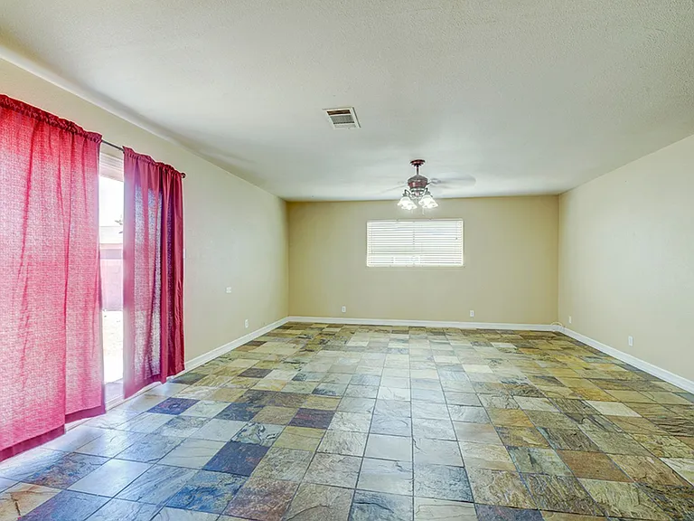 3990 Syracuse Dr — Photo 13