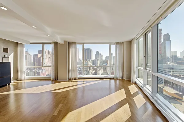 Sold by Nest Seekers International | media 1