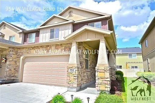 954 W Village Bend Ln — Photo 1
