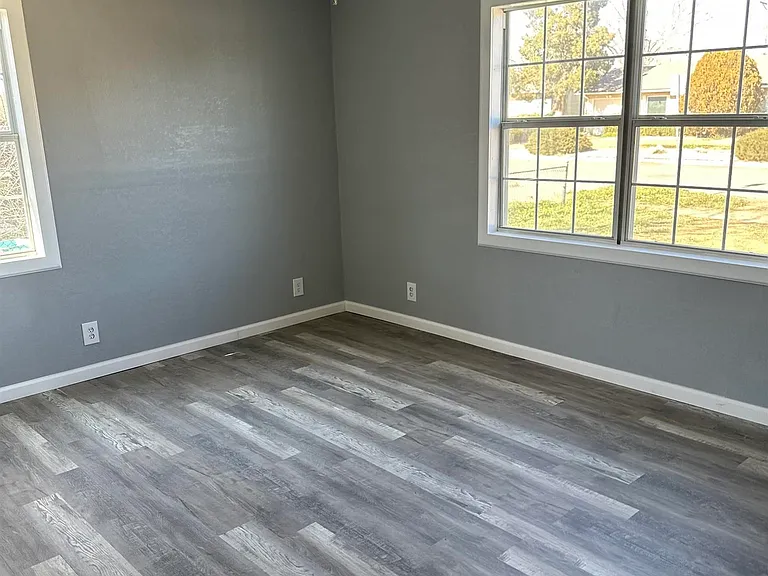 1602 W Tilden St — Photo 11