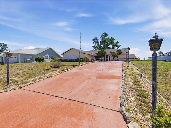 4th image of 16391 SW 48th Cir