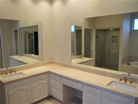 4th image of 6501 Brook Lake Dr
