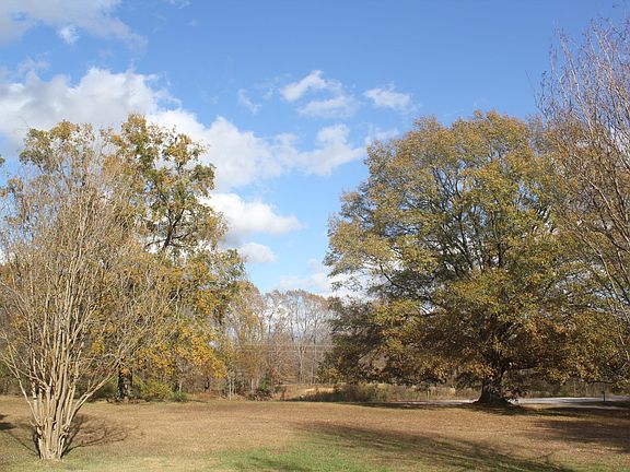 4th image of 2129 Highway 311