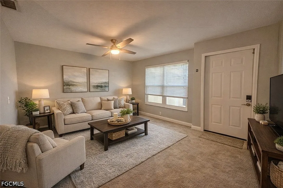 3 bed, 1.0 bath, 897 sqft, $1,500 — Photo 3