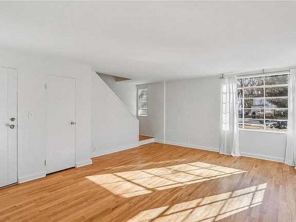 2nd image of 1168 Briarcliff Rd NE APT 3